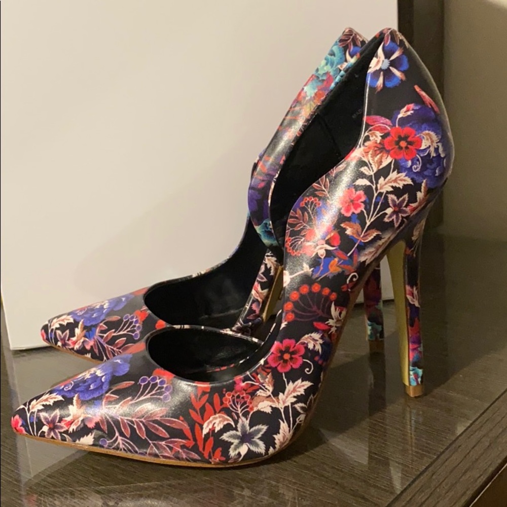 Bebe heels - Picture 5 of 5